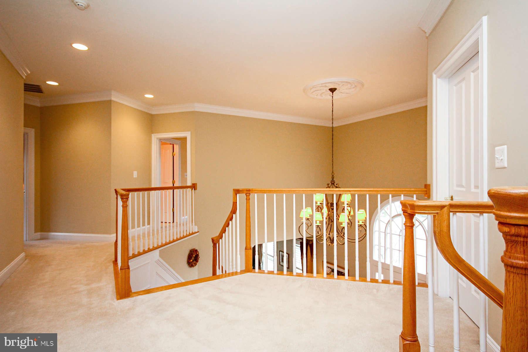 9157 Riesley Lane Vienna, VA 22182 - Photo 13 of 30 Interior (General)