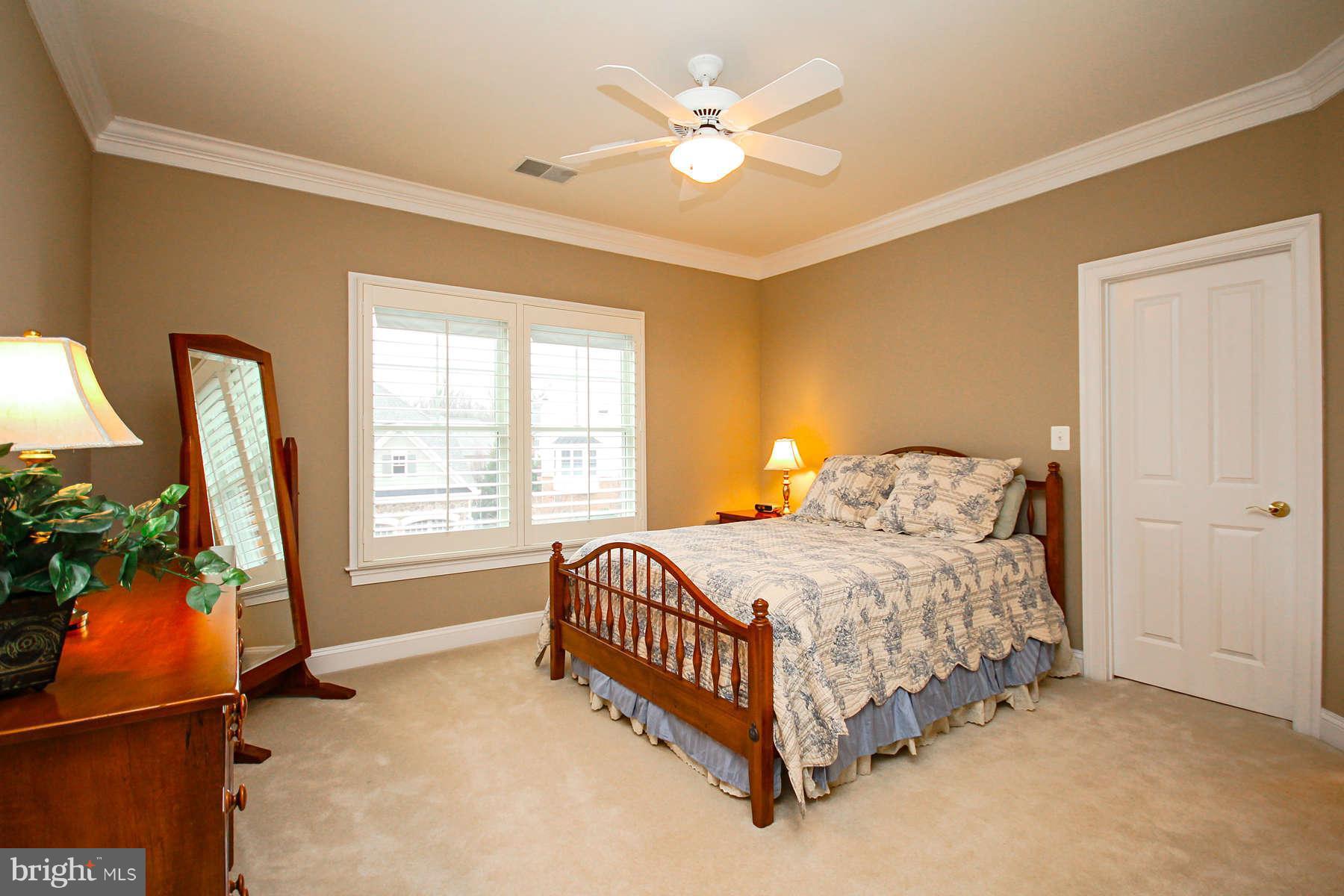 9157 Riesley Lane Vienna, VA 22182 - Photo 19 of 30 Bedroom