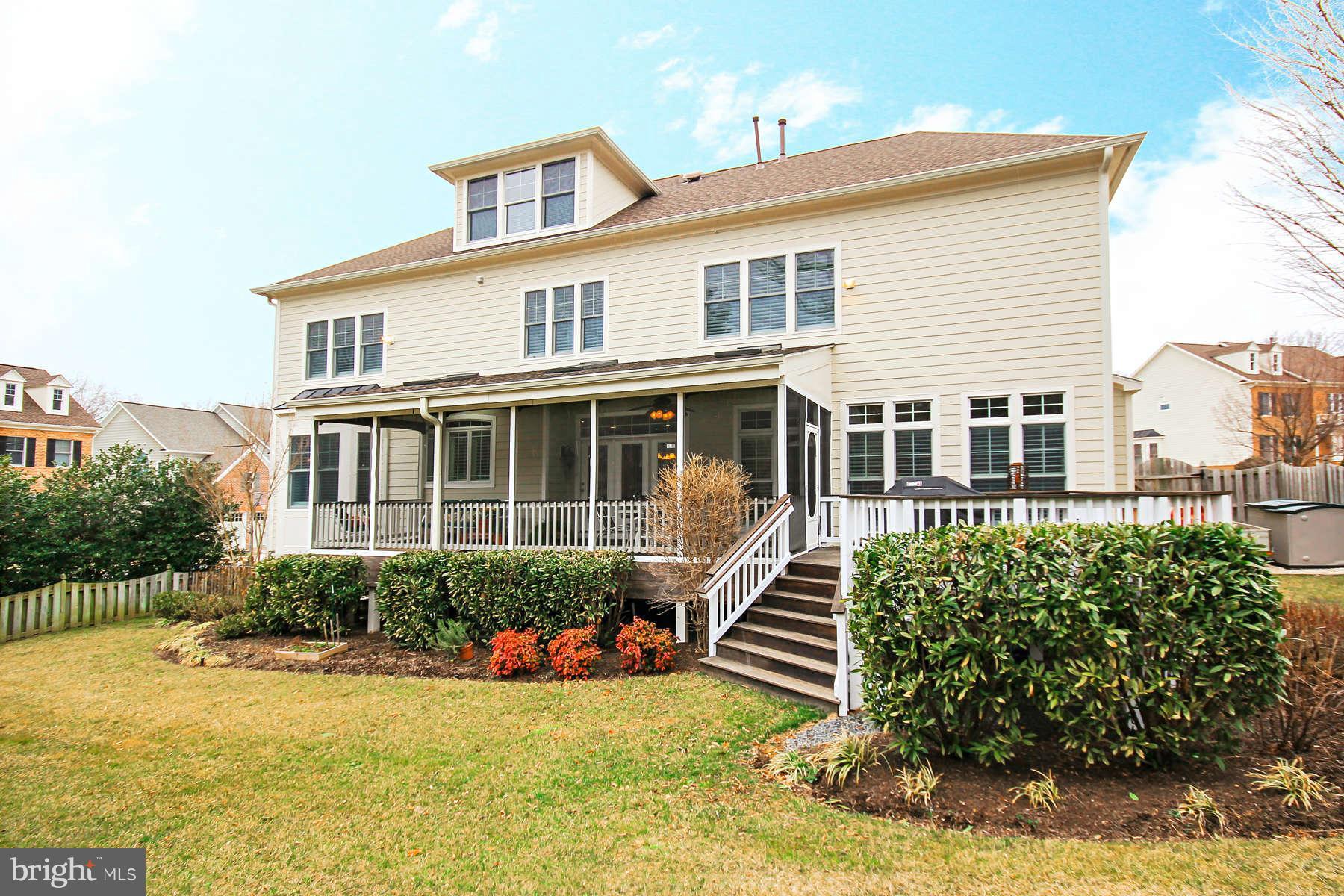 9157 Riesley Lane Vienna, VA 22182 - Photo 29 of 30 Exterior (Rear)