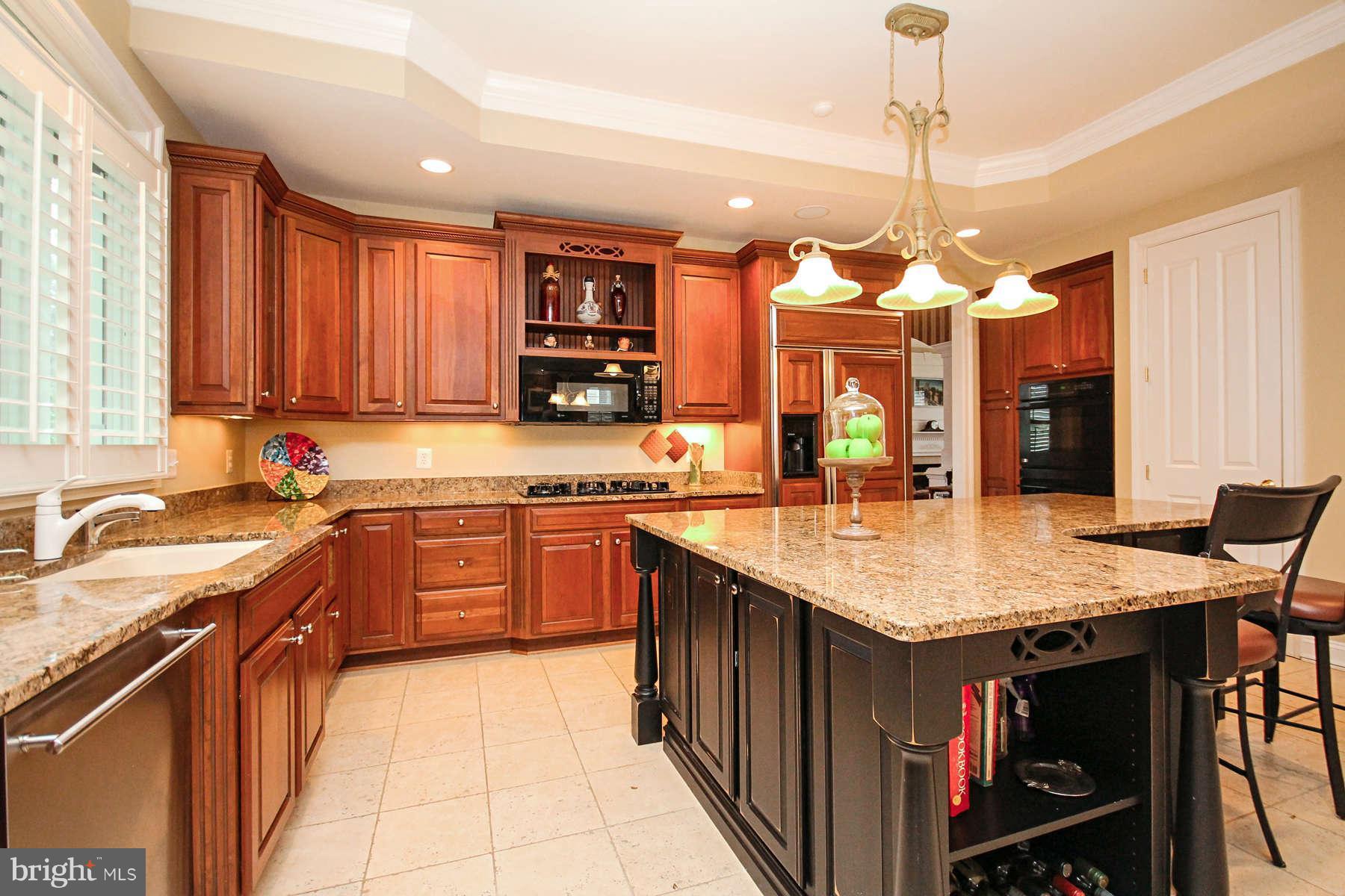 9157 Riesley Lane Vienna, VA 22182 - Photo 6 of 30 Kitchen