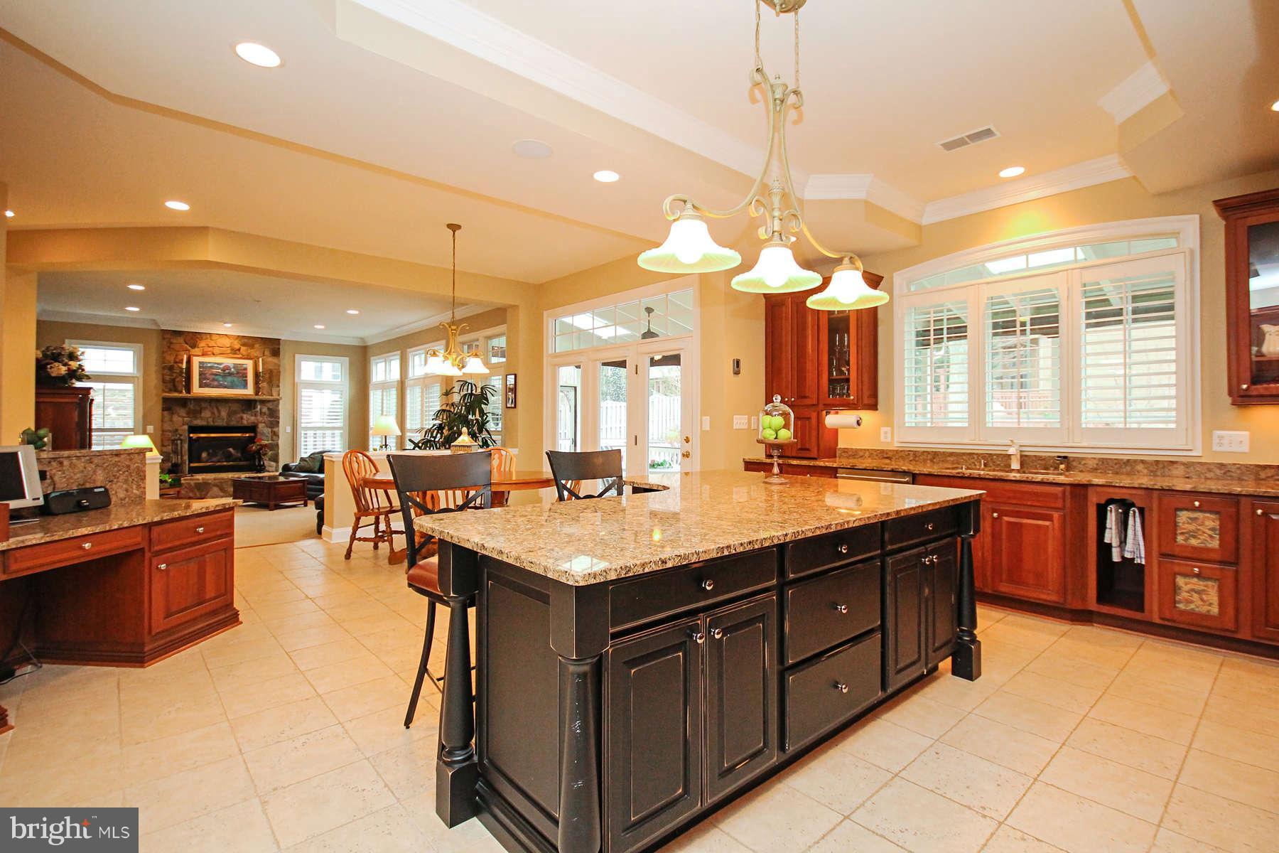 9157 Riesley Lane Vienna, VA 22182 - Photo 7 of 30 Kitchen