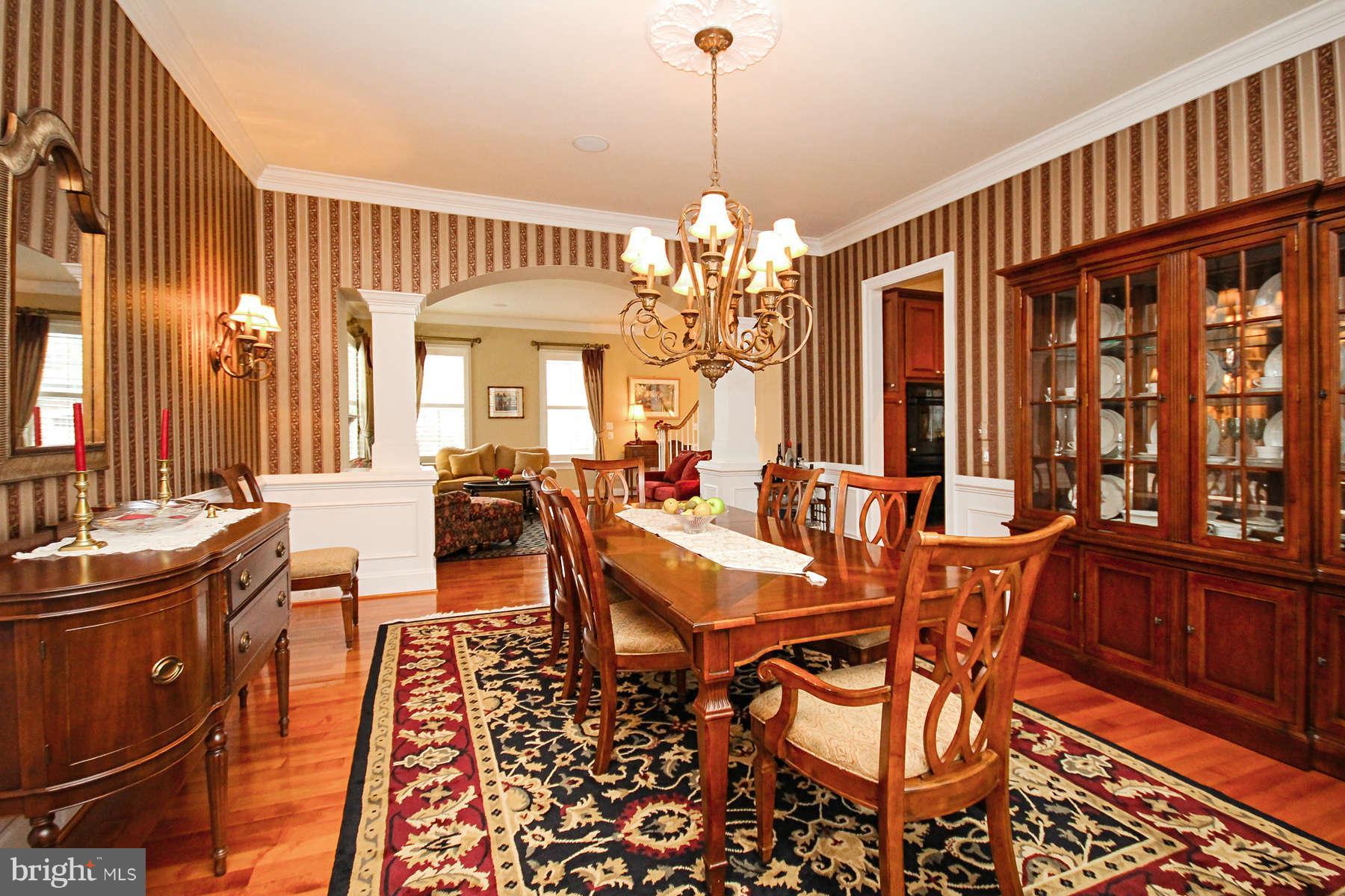 9157 Riesley Lane Vienna, VA 22182 - Photo 8 of 30 Dining Room