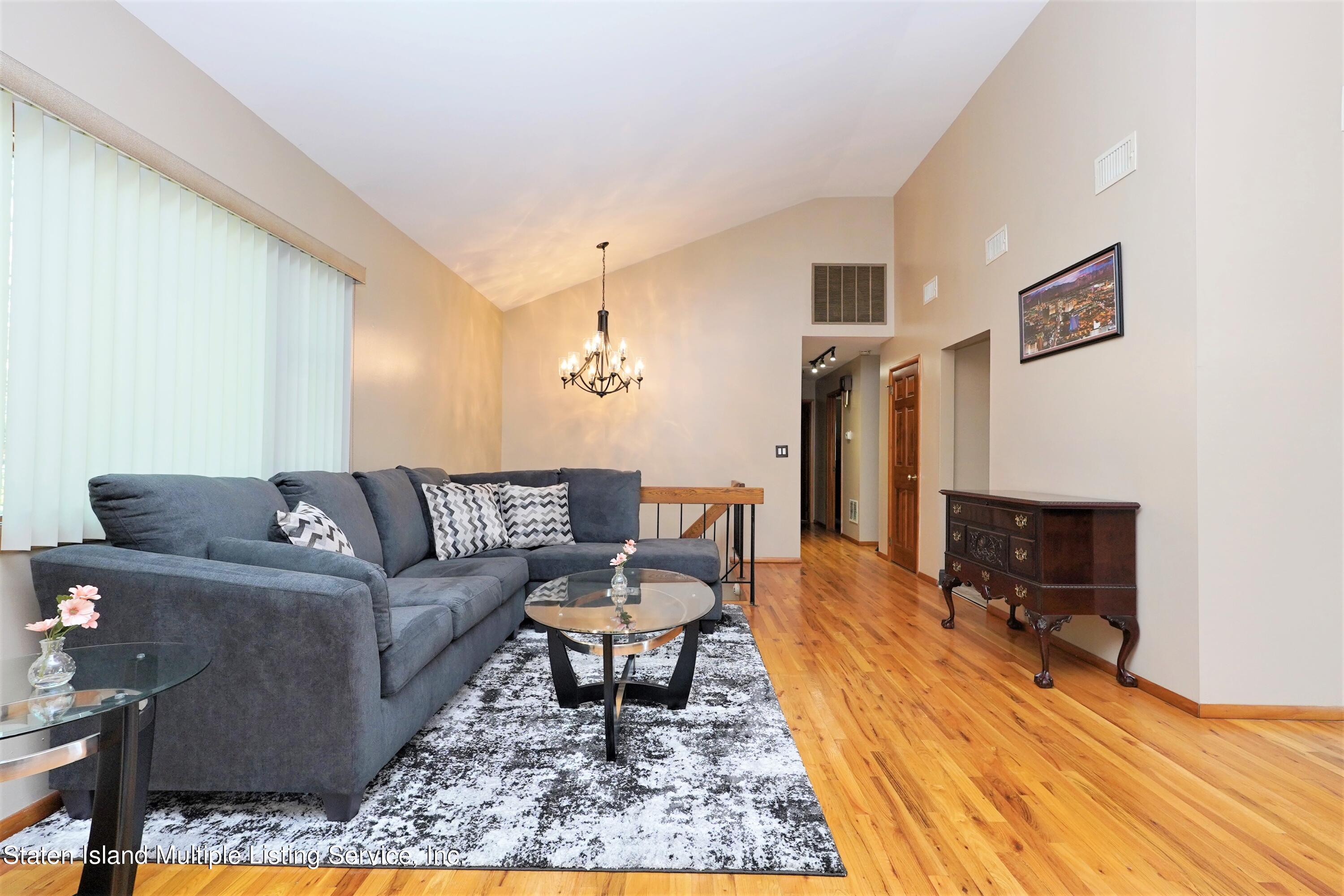451 Foster Road Staten Island, NY 10309 - Photo 8 of 38 451-21