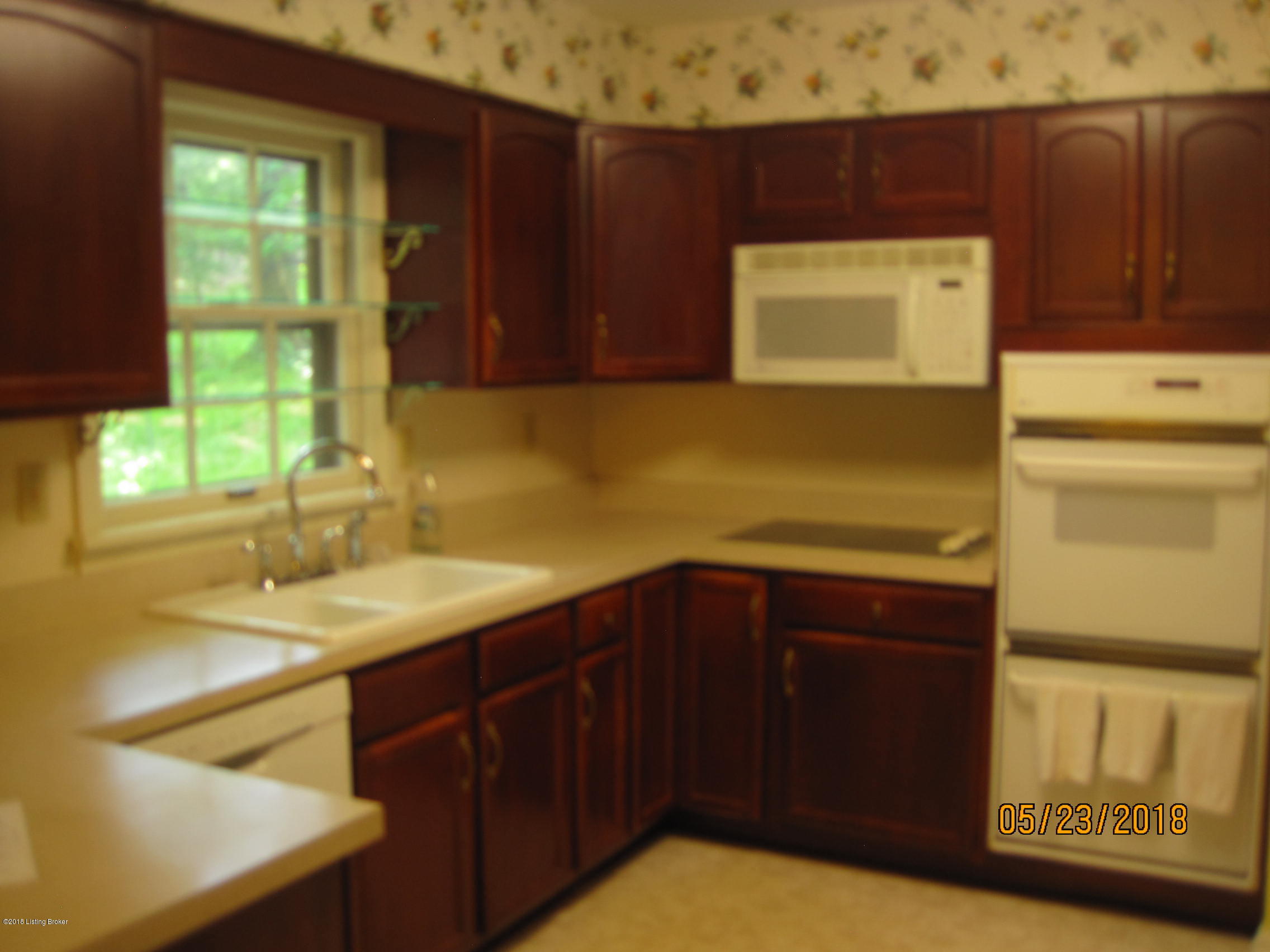 2413 Branning Road Louisville, KY 40222 - Photo 13 of 18 IMG_2835