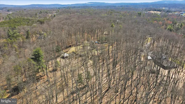 a view of a dry field