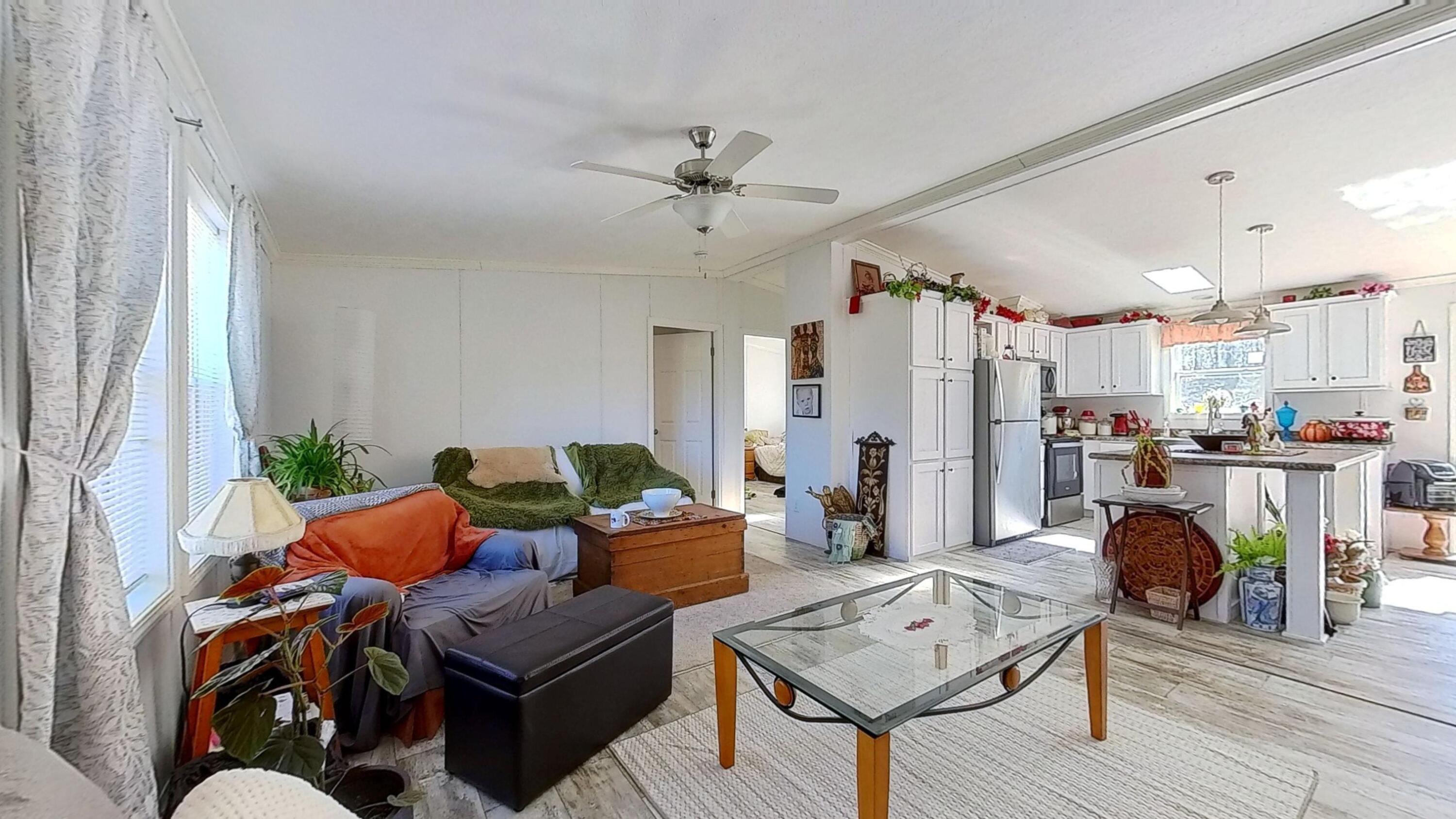 186 Depot Road Warren, ME 04864 - Photo 10 of 28 Living Area
