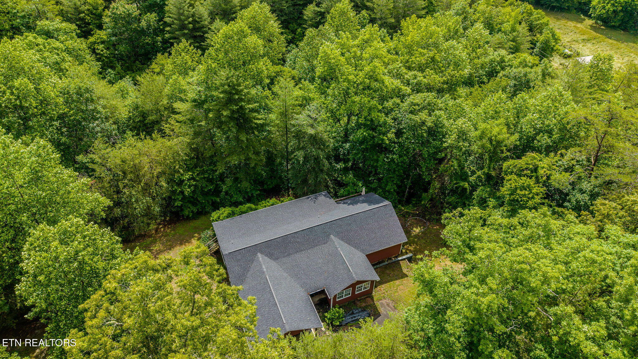 611 Antioch Church Road Vonore, TN 37885 - Photo 35 of 37 35-web-or-mls-DJI_20260525105916_0280_D