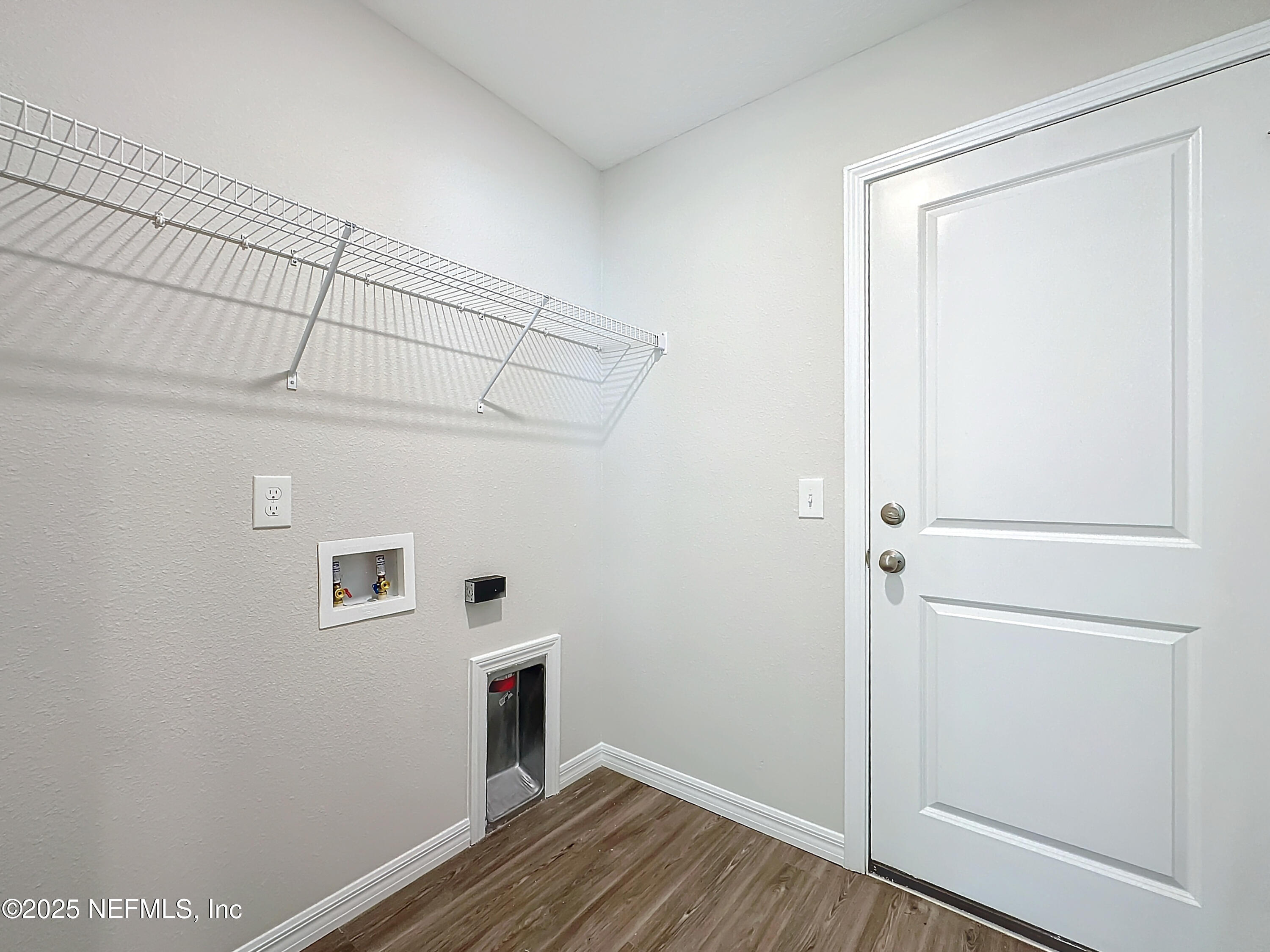 464 Spaulding Road Jacksonville, FL 32218 - Photo 22 of 26 Laundry