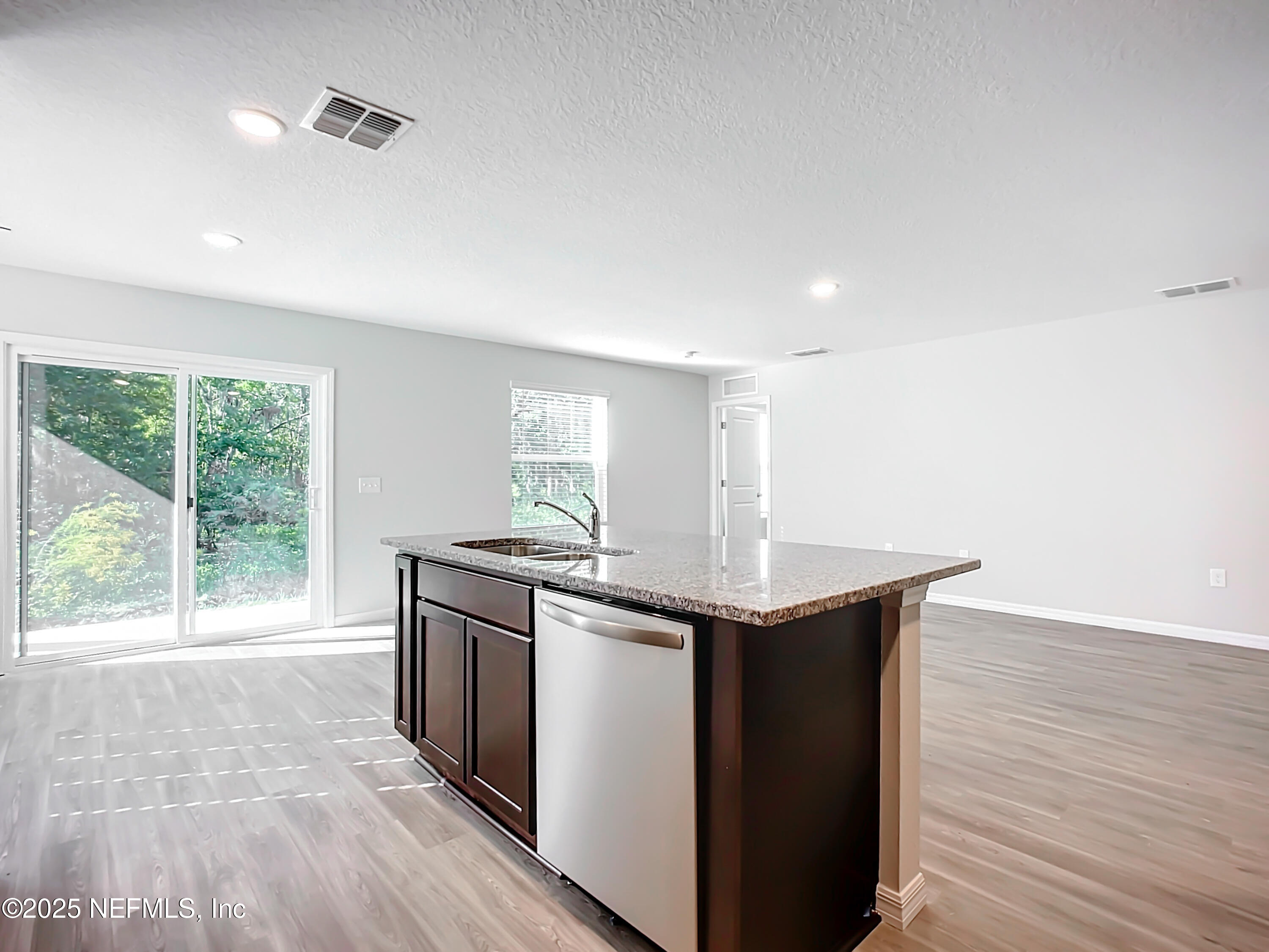 464 Spaulding Road Jacksonville, FL 32218 - Photo 8 of 26 Kitchen