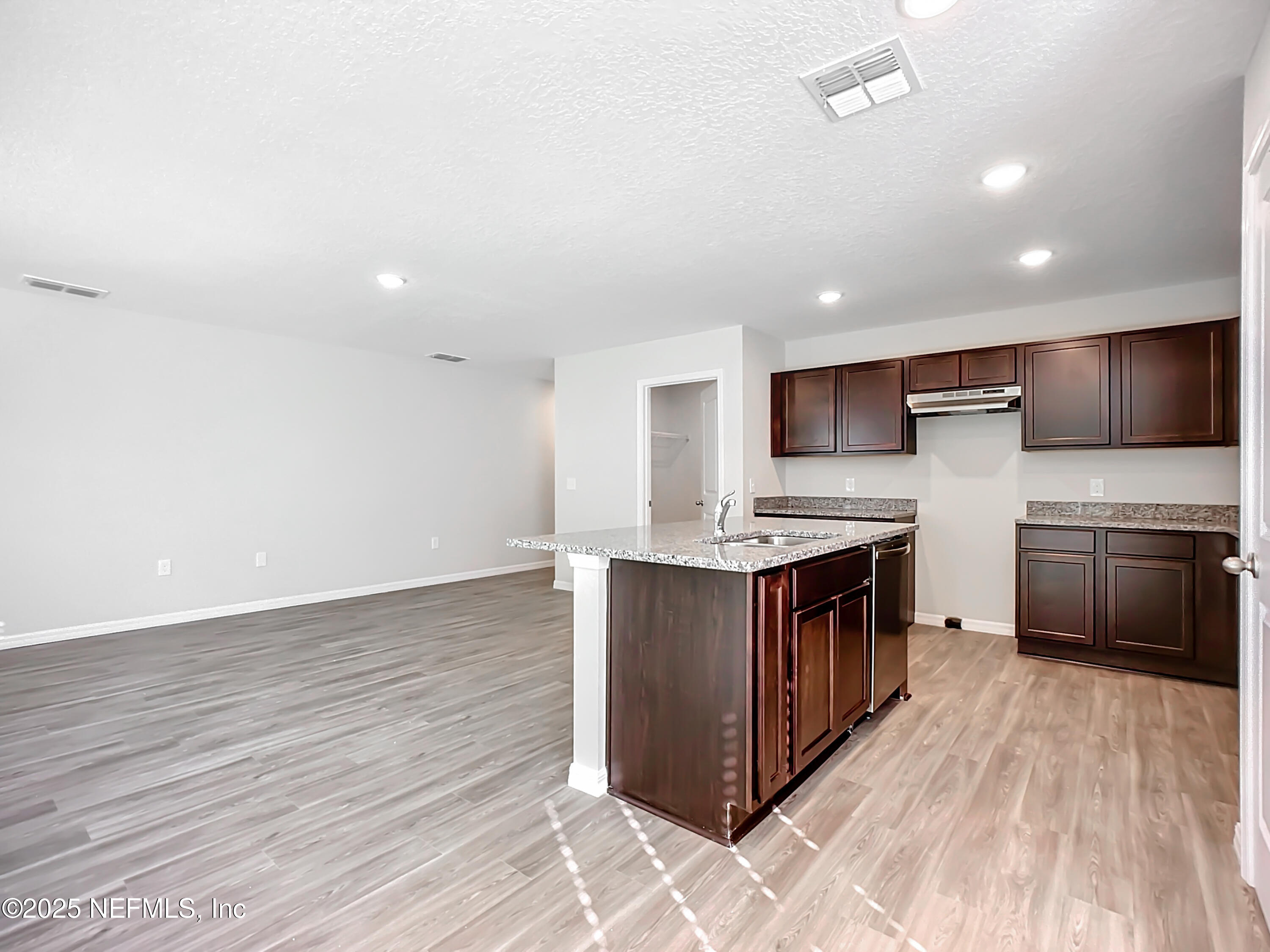 464 Spaulding Road Jacksonville, FL 32218 - Photo 9 of 26 Kitchen