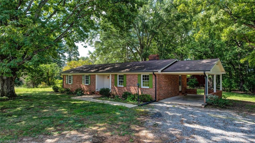 135 Davis Road Ruffin, NC 27326 - Photo 2 of 46