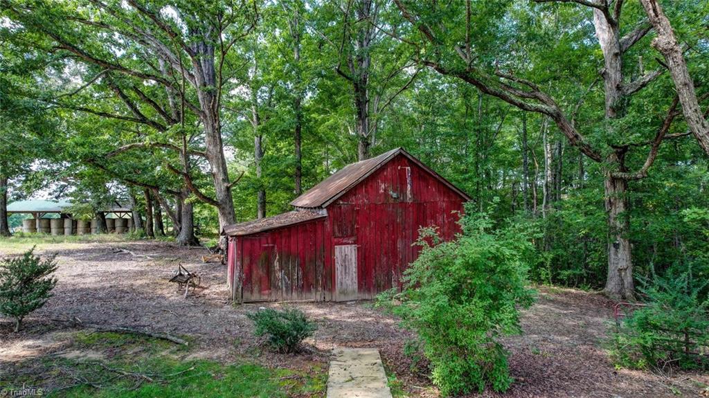135 Davis Road Ruffin, NC 27326 - Photo 29 of 46