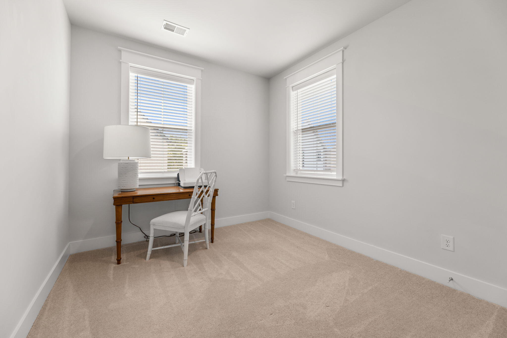 1620 Florentia Street Mount Pleasant, SC 29464 - Photo 19 of 25 19-web-or-mls-Interior-18