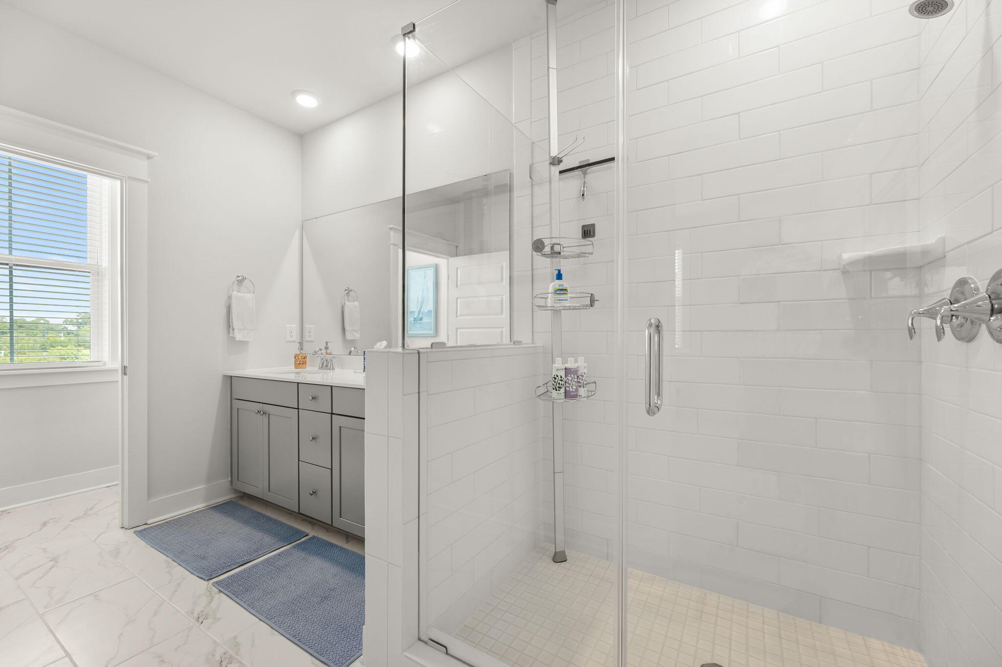 1620 Florentia Street Mount Pleasant, SC 29464 - Photo 21 of 25 21-web-or-mls-Interior-20