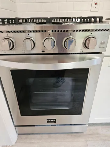 a close view of stove