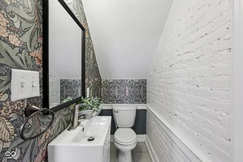 $400,000 | 1020 Palmer Street, Indianapolis, IN 46203