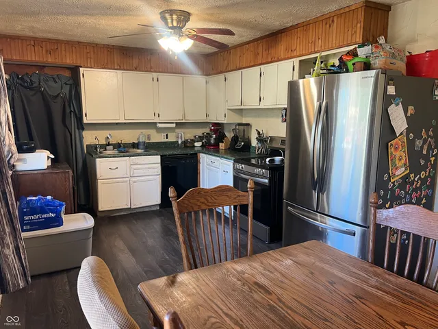 $299,900 | 6160 East 116th Street, Fishers, IN 46038