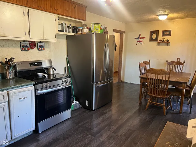 $299,900 | 6160 East 116th Street, Fishers, IN 46038