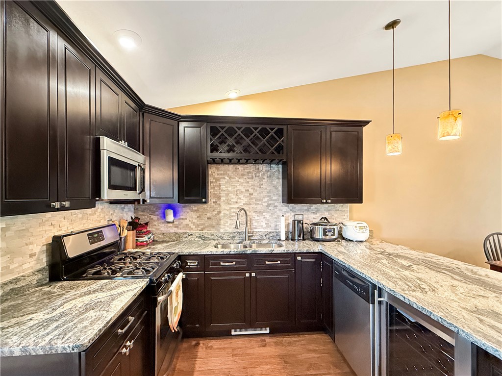 5665 Timber Lake Drive Decatur, IL 62521 - Photo 8 of 20