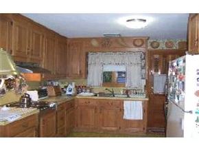 9 Joseph Road Salem, NH 03079 - Photo 3 of 5 Gallery Image 3