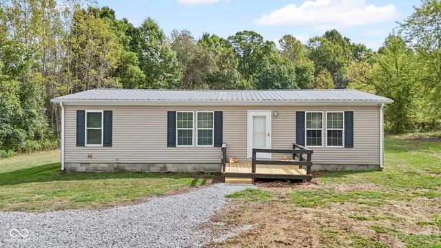 $234,000 | 9179 South County Road 375 West, Reelsville, IN 46171