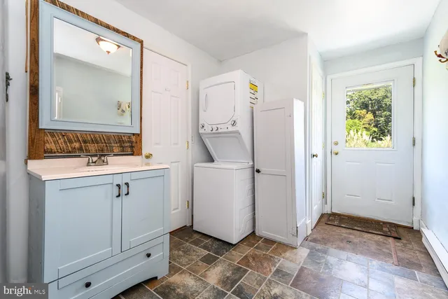 $585,000 | 8000 Bozman Neavitt Road, St. Michaels, MD 21663