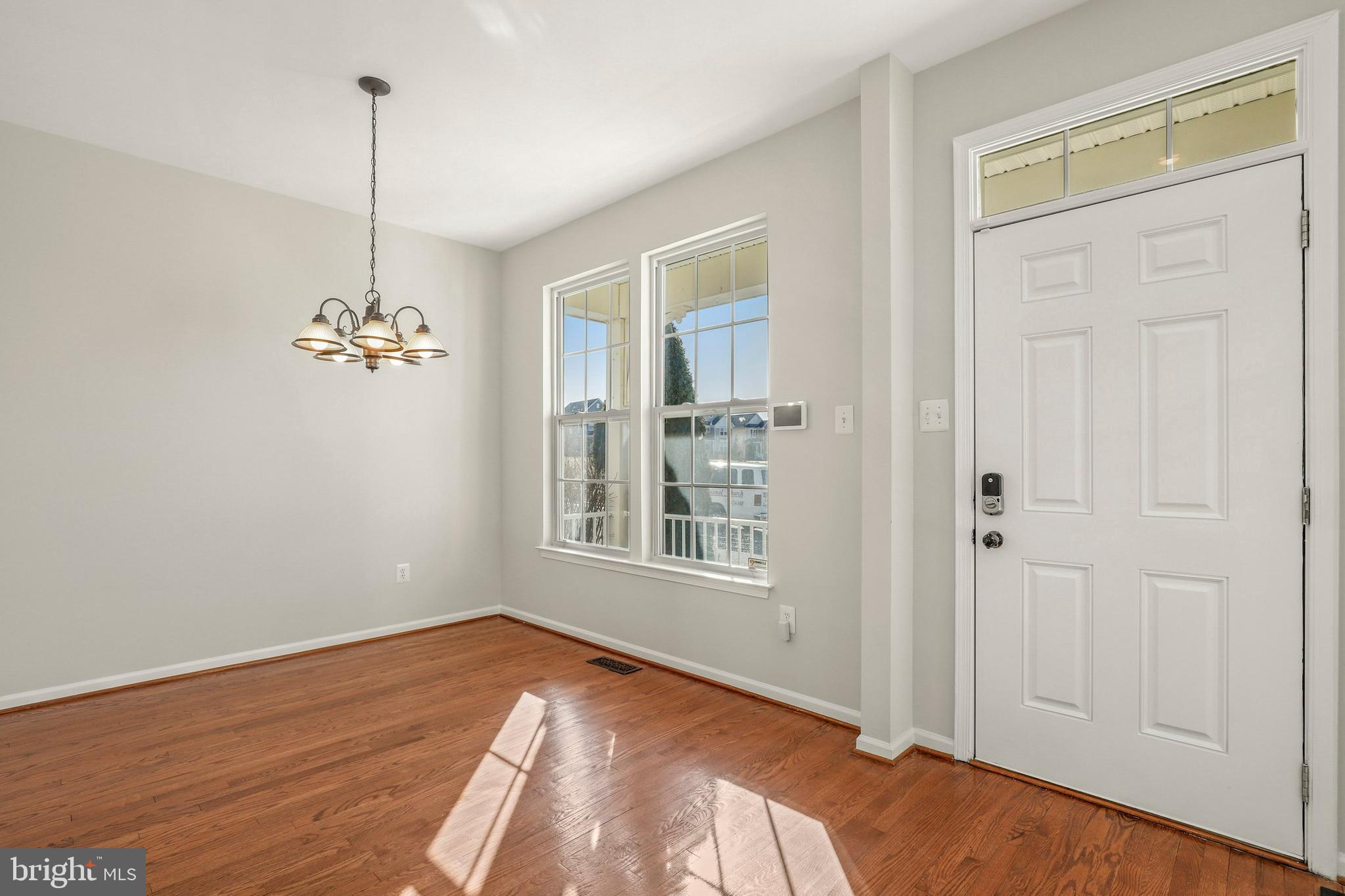9622 Maxwell Road Baltimore, MD 21220 - Photo 4 of 42
