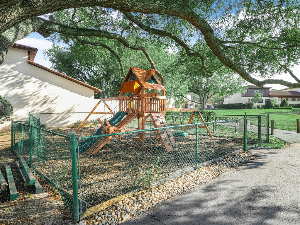 3 Casa Loma Way, Unit 3 Lakeland, FL 33813 - Photo 40 of 45 a view of a park