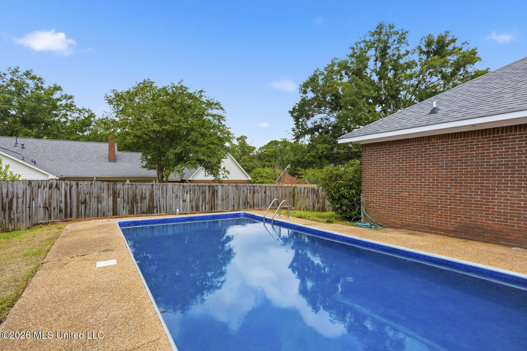 205 Cherry Drive Brandon, MS 39042 - Photo 32 of 36 205 Cherry Dr-32