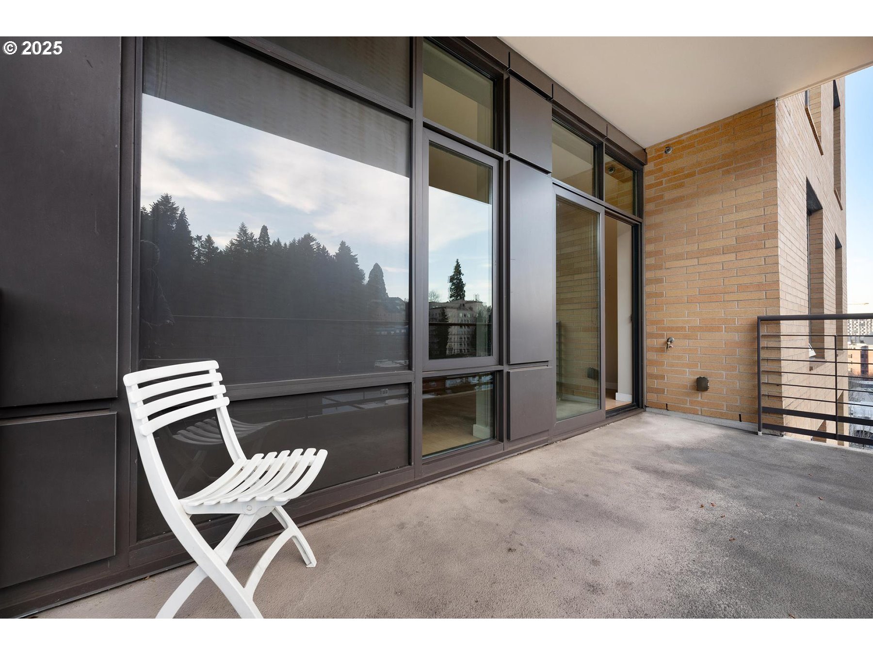 2351 Northwest Westover Road, Unit 806 Portland, OR 97210 - Photo 18 of 34 Gallery Image 18