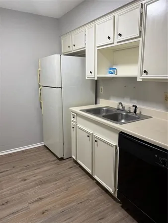 $1,550 | 304 East Hickory Street, Unit B, Kaufman, TX 75142