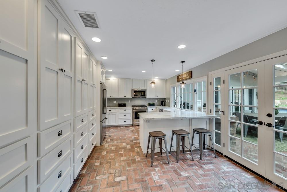 13350 Stone Canyon Road Poway, CA 92064 - Photo 12 of 25