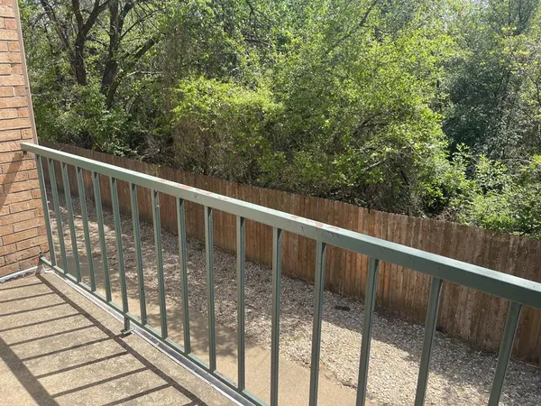 $154,900 | 2301 Basil Drive, Unit F206, Arlington, TX 76006