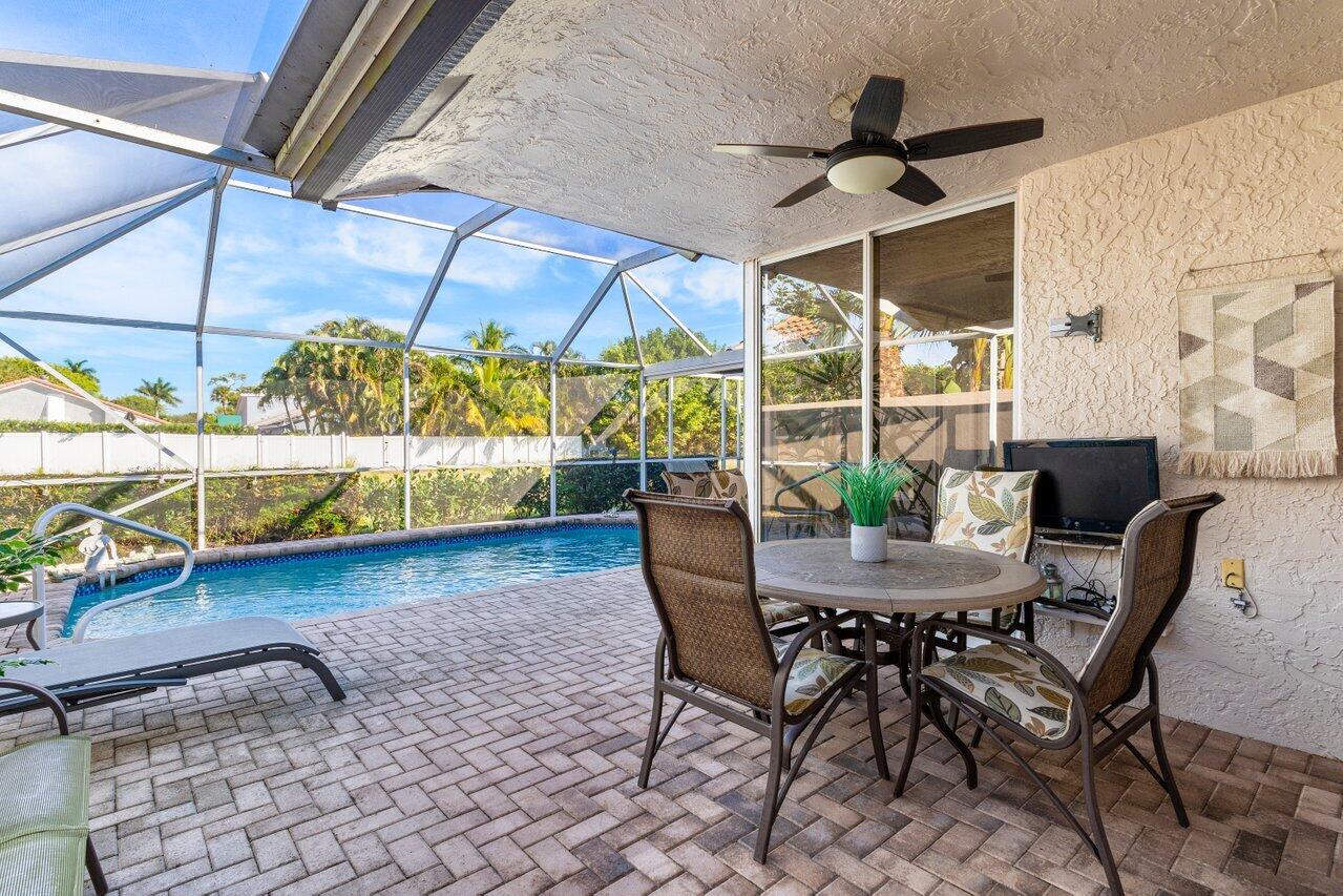 7288 Via Palomar Boca Raton, FL 33433 - Photo 23 of 66 030-7288ViaPalomar-BocaRaton-FL-33433-SM