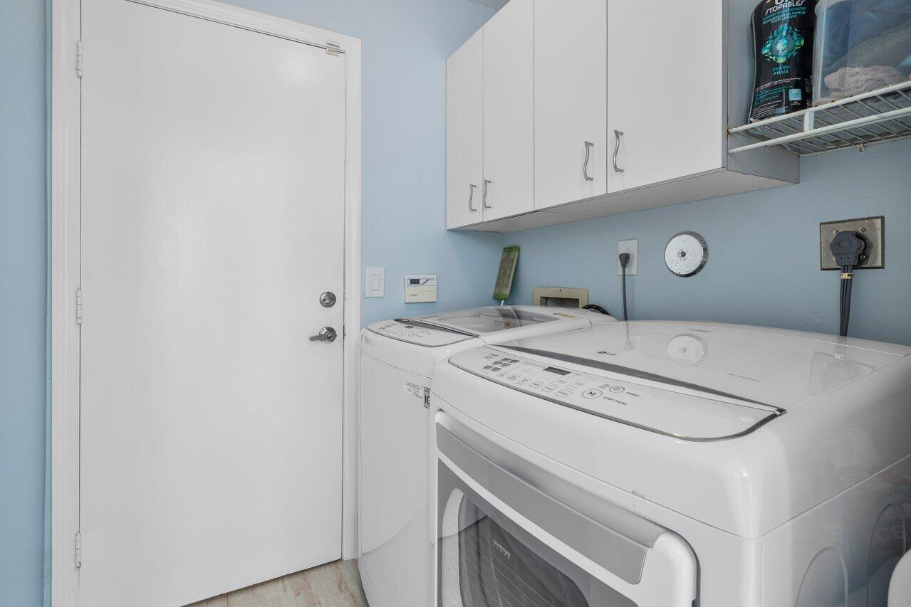 7288 Via Palomar Boca Raton, FL 33433 - Photo 34 of 66 029-7288ViaPalomar-BocaRaton-FL-33433-SM