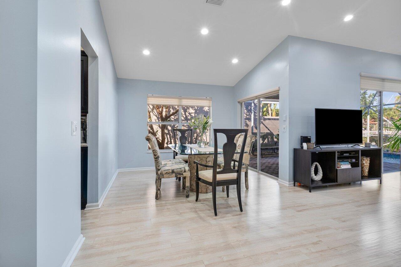 7288 Via Palomar Boca Raton, FL 33433 - Photo 9 of 66 009-7288ViaPalomar-BocaRaton-FL-33433-SM
