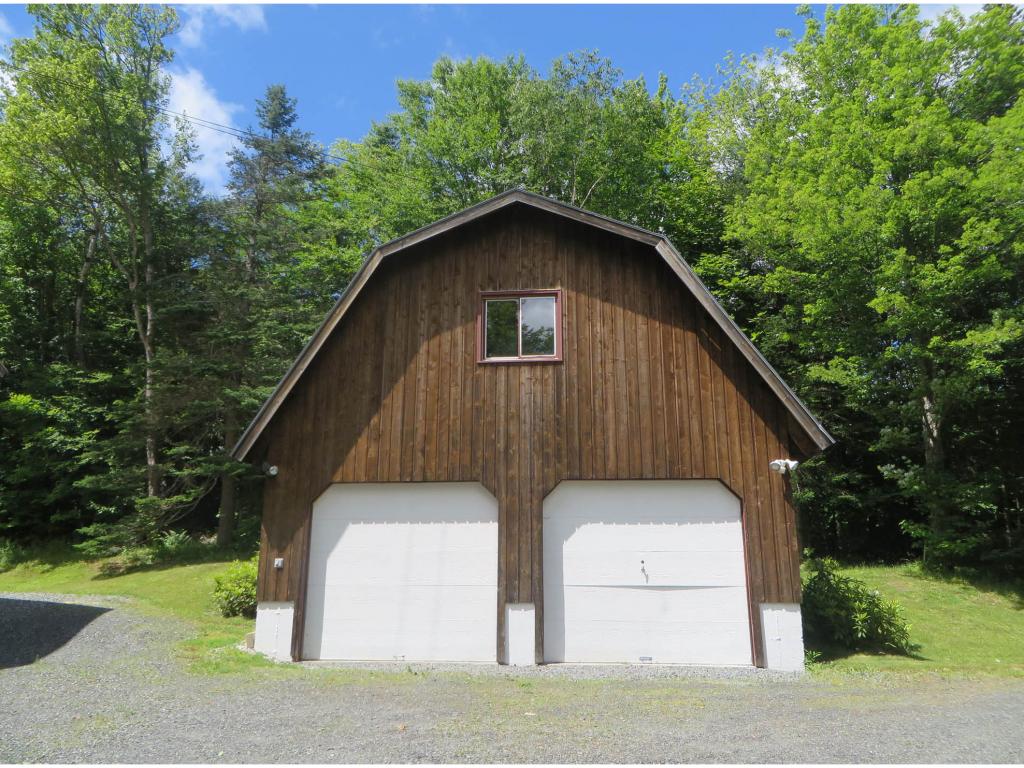 35 Country Club Road West Dover, VT 05356 - Photo 4 of 17