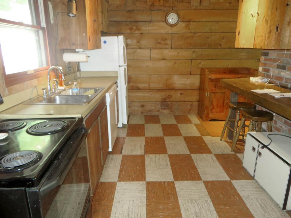 35 Country Club Road West Dover, VT 05356 - Photo 9 of 17