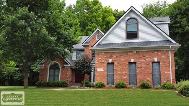 70900 Carnegie Lane Romeo, MI 48065 - Photo 2 of 82 31296348-1.JPG