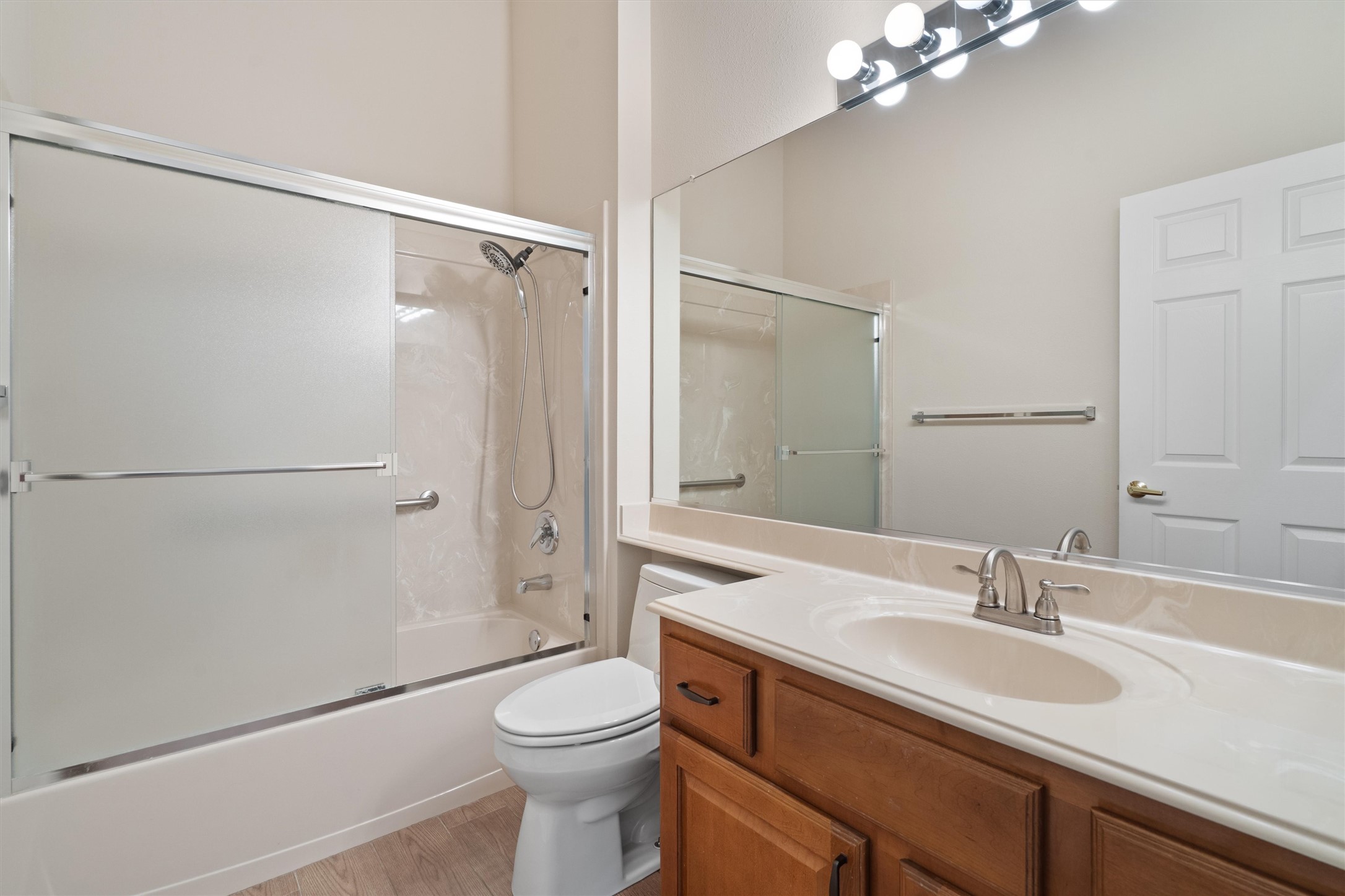 108 Cattle Trail Way Georgetown, TX 78633 - Photo 31 of 40 Guest Bathroom has shower door already installed.
