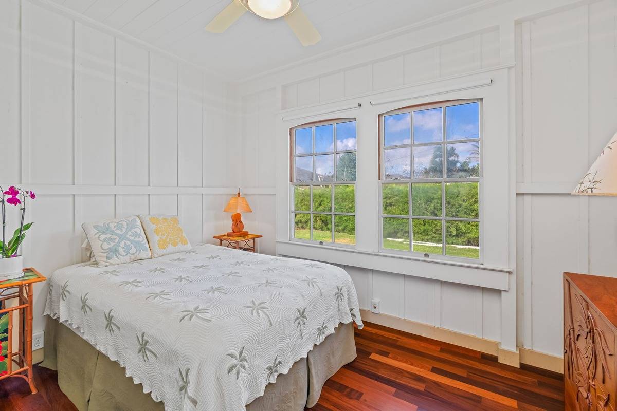 1085 Moanakai Road Kapaa, HI 96746 - Photo 12 of 24 a bedroom with a bed and a window