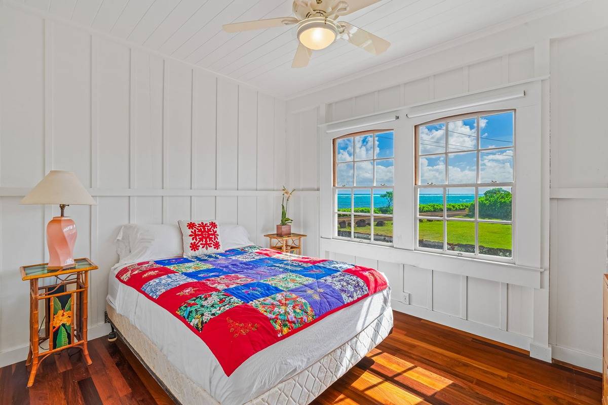 1085 Moanakai Road Kapaa, HI 96746 - Photo 7 of 24 a bedroom with a bed and a window