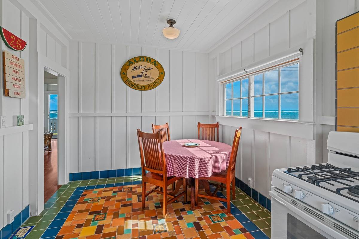 1085 Moanakai Road Kapaa, HI 96746 - Photo 9 of 24 a view of a dining room with a table and chairs