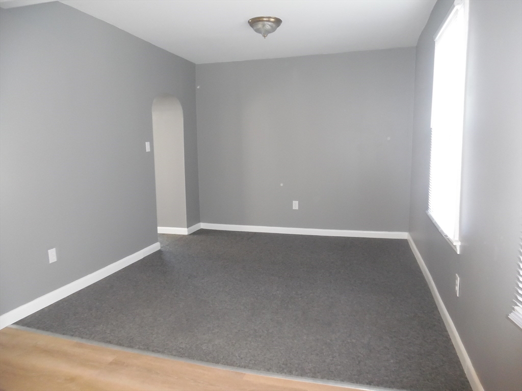 185 Mason Street, Unit 2 Fall River, MA 02723 - Photo 3 of 9