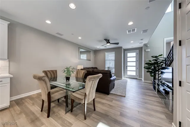 $2,400 | 148 Kimberlite Drive, Henderson, NV 89011