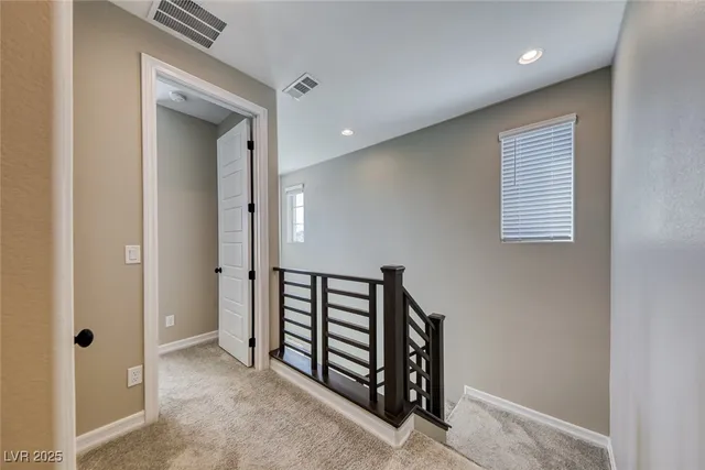 $2,400 | 148 Kimberlite Drive, Henderson, NV 89011