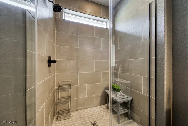 $2,400 | 148 Kimberlite Drive, Henderson, NV 89011