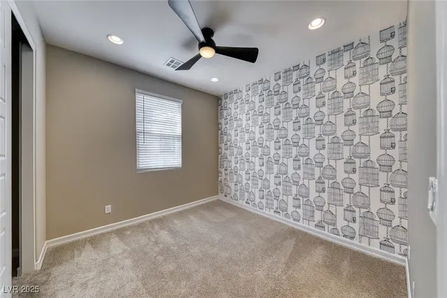 $2,400 | 148 Kimberlite Drive, Henderson, NV 89011