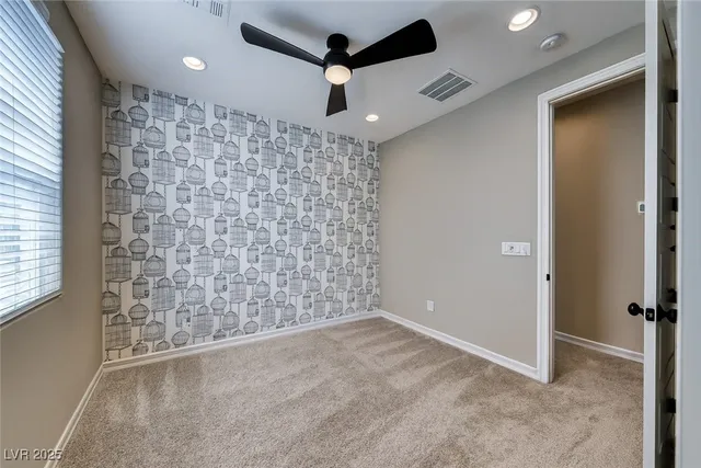 $2,400 | 148 Kimberlite Drive, Henderson, NV 89011