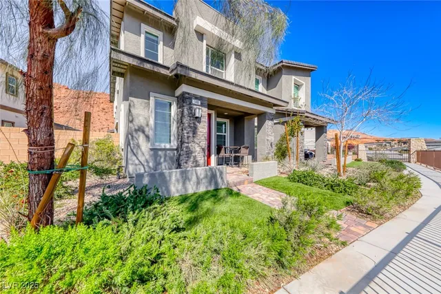 $2,400 | 148 Kimberlite Drive, Henderson, NV 89011